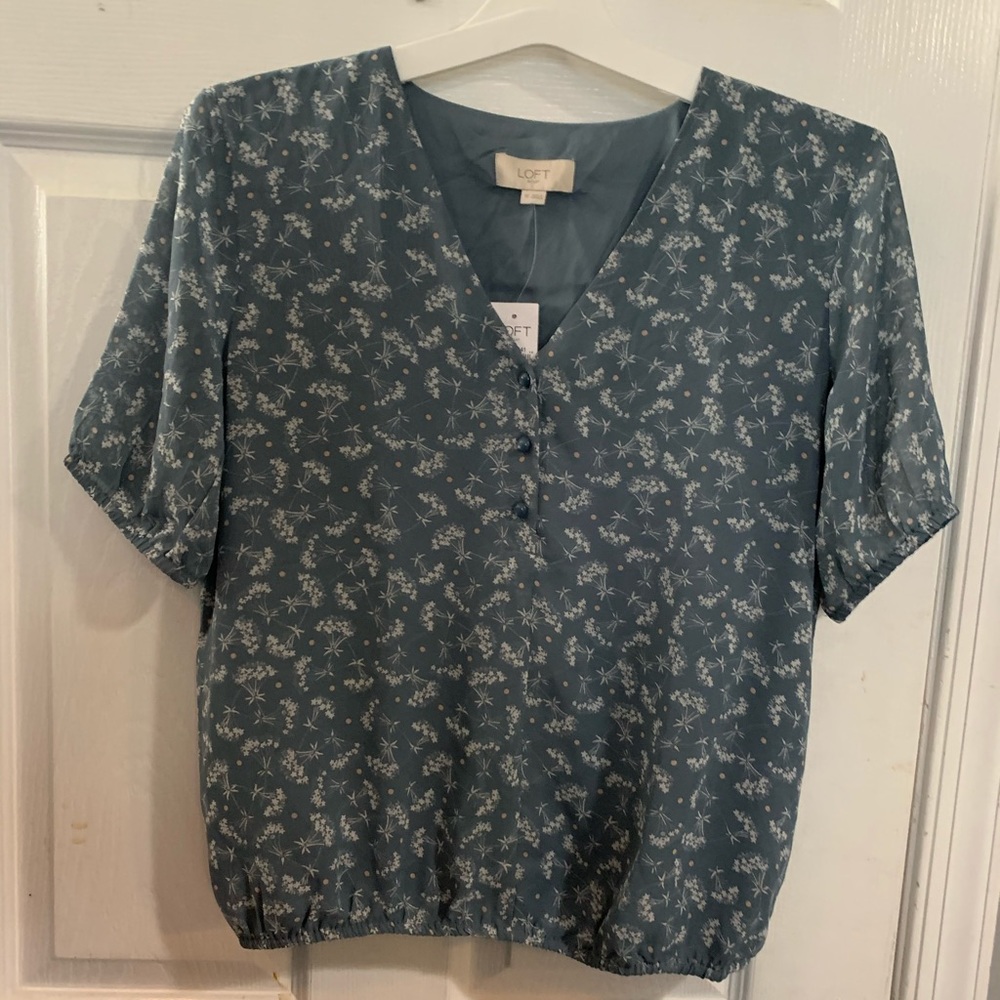 NWT LOFT  floral cinched waist blouse